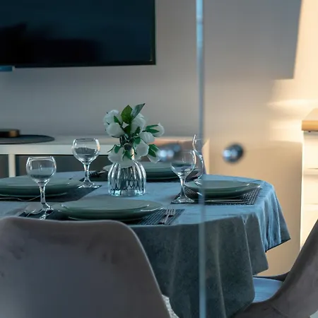 Przestronny & Elegancki Apartament W Gdyni Z Parkingiem I Wanna By Renters Γκντίνια